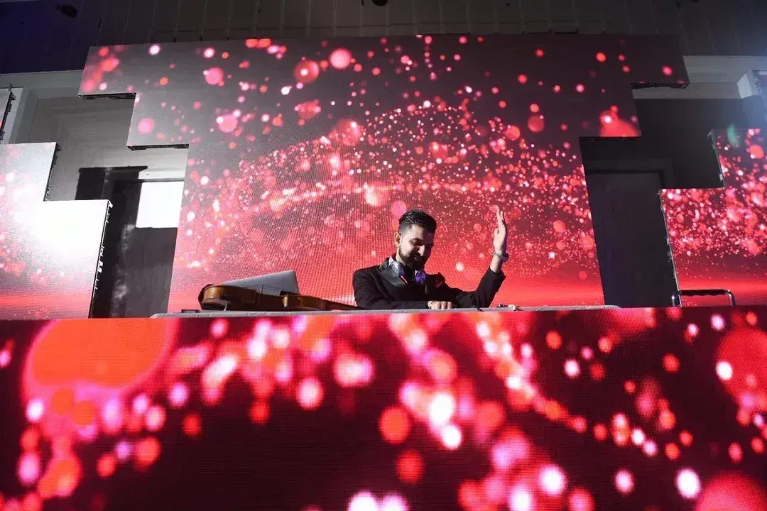 LED wall content on the night