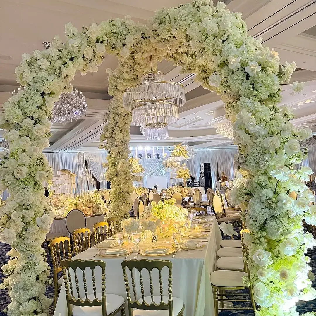 Luxury multicultural wedding reception in Los Angeles with LED walls and intelligent lighting