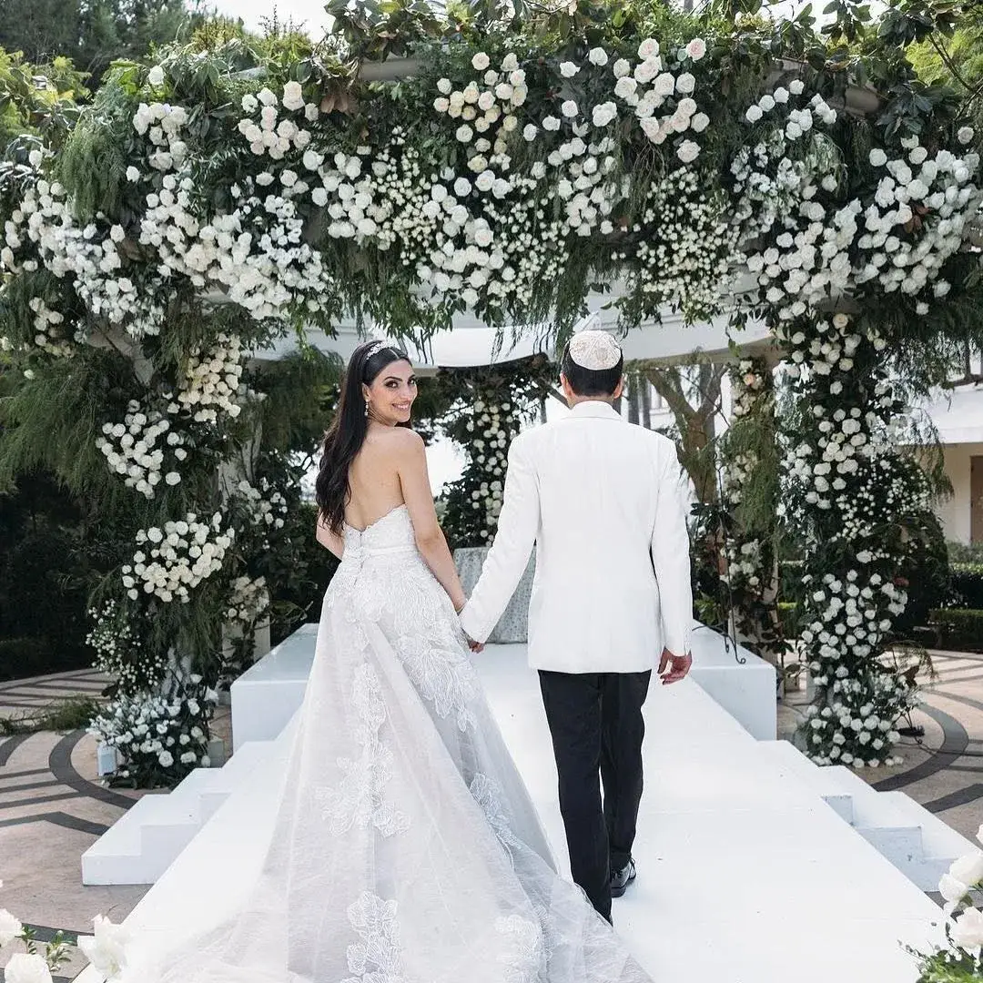 Luxury Jewish wedding reception in Los Angeles with LED walls and intelligent lighting